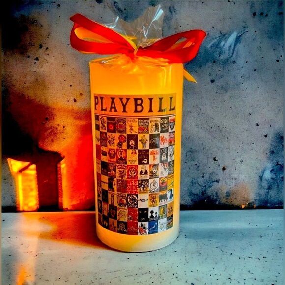 NWT. Broadway Musical Theater Flameless Candle w Timer - Picture 1 of 7